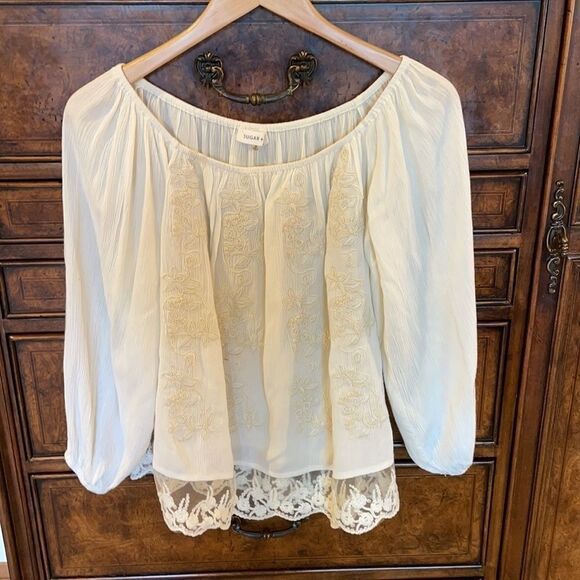 SUGAR+LIPS cream blouse - Picture 2 of 12